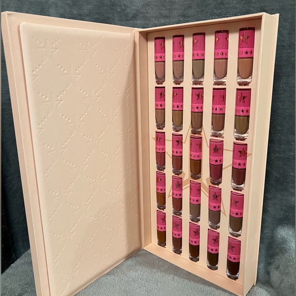 Jeffree Star VAULT The Nude Liquid Lipstick - Picture 1 of 5